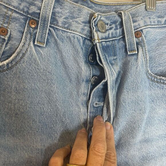 Levi’s 501 button fly cut offs jean‎ denim shorts, size 30 - Picture 5 of 9
